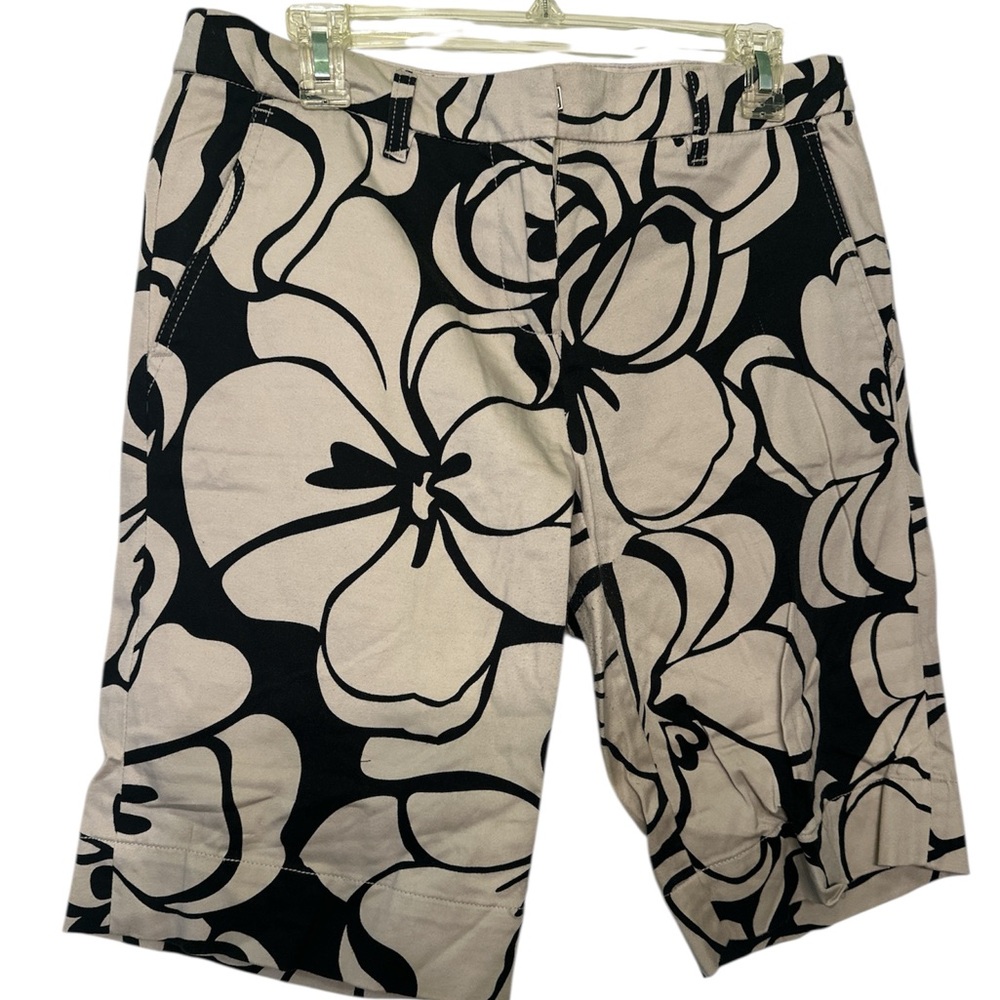 New York & Company chino manhattan Black and White Flat Front Shorts